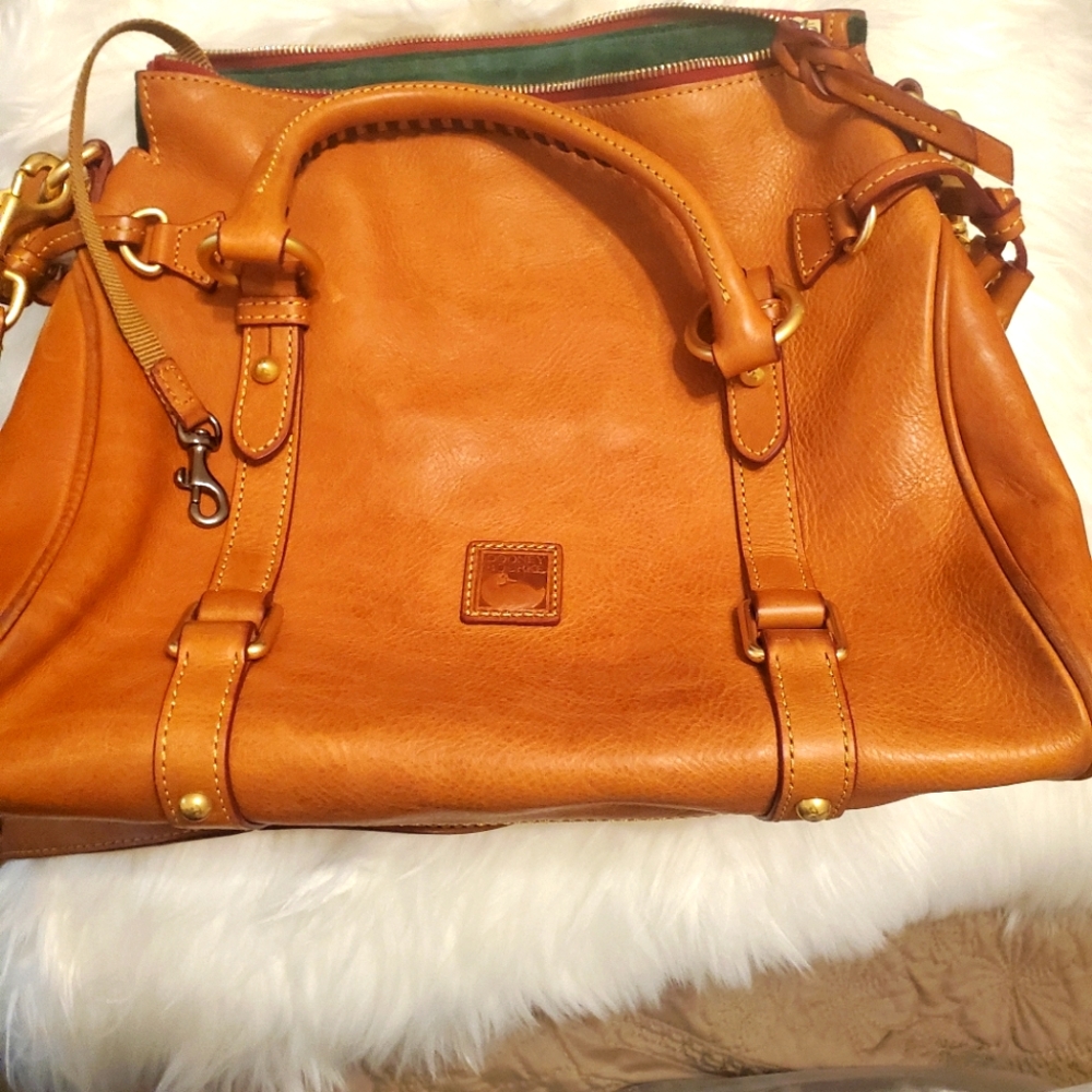 Dooney and Bourke purse